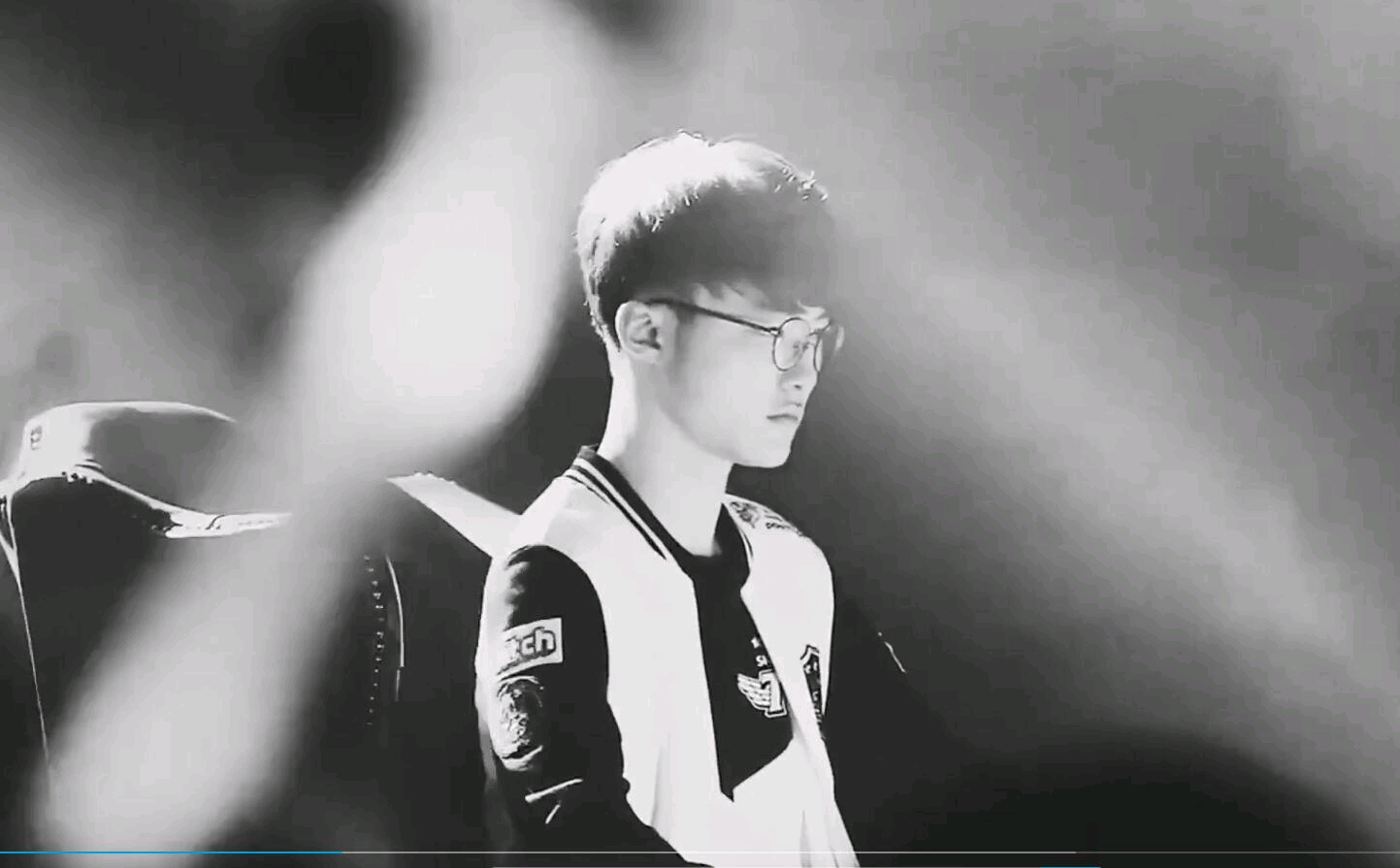 Fear离开了 Passion UA 的阵容，加入 CS2